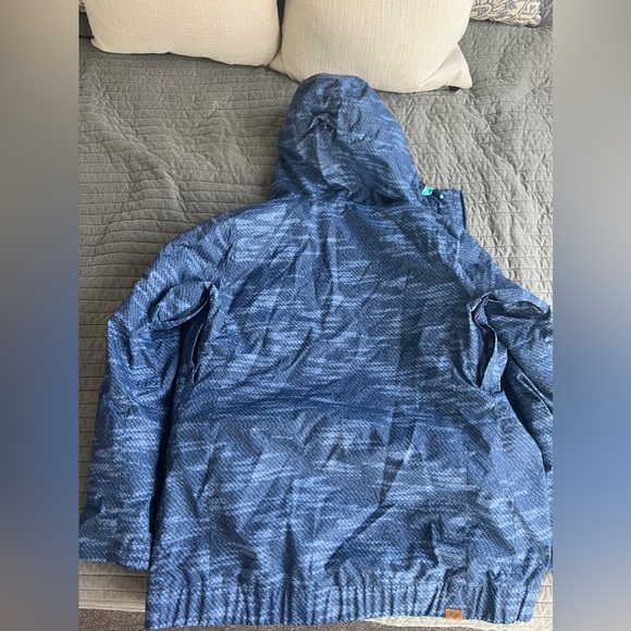 Women’s Roxy Snow Jacket - Picture 3 of 3